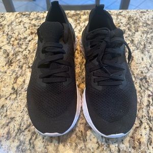 Nike flyknit epic react